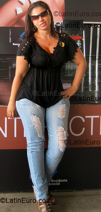 Date this fun Colombia girl Liliana from Cali CO4795