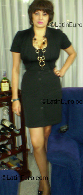 Date this gorgeous Colombia girl Luz Stella from Bogota CO4797
