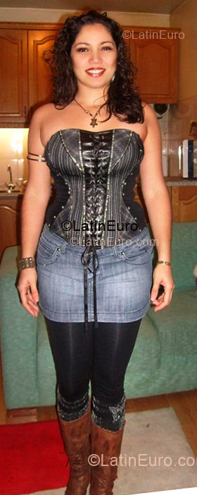 Date this tall Brazil girl Fernanda from Manaus BR3431