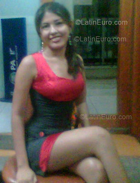 Date this good-looking Peru girl Olga Anabel from Tarapoto PE311