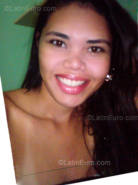 Date this georgeous Brazil girl Erikarla from Manaus BR3441