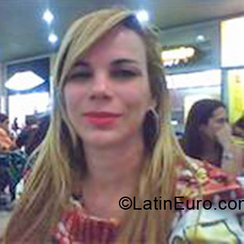 Date this attractive Brazil girl Leila from Sao Luis BR3499