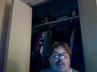Date this delightful United States man Lawrence from Saint Charles US7245
