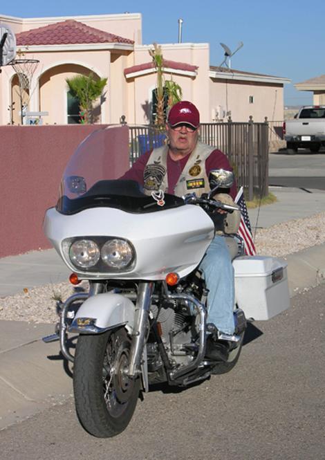 Date this gorgeous United States man RAZORBACK6 from El Paso US7264