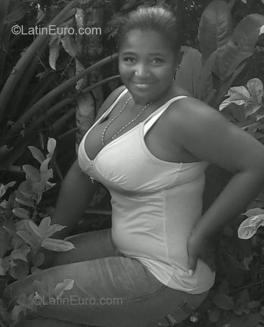 Date this hard body Dominican Republic girl Marleni from Republica Dominicana DO4993