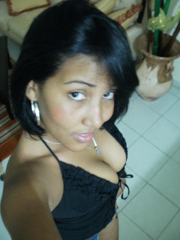 Date this lovely Dominican Republic girl Vanessa from Santo Domingo DO5009