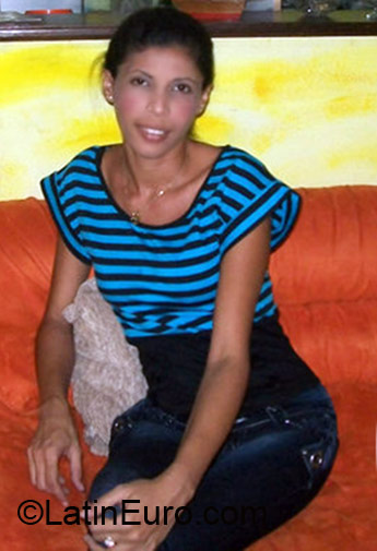 Date this stunning Colombia girl Kellie from Barranquilla CO4913