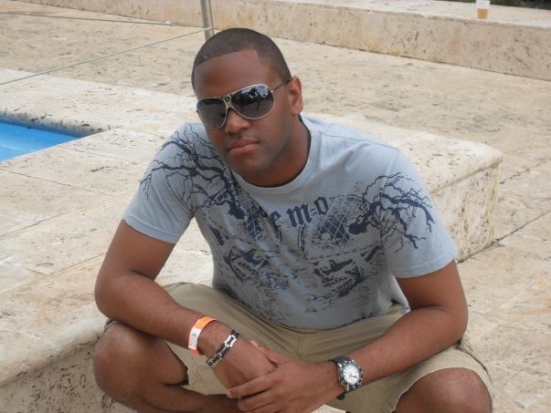 Date this beautiful Dominican Republic man Jose miguel from Santo Domingo DO5023