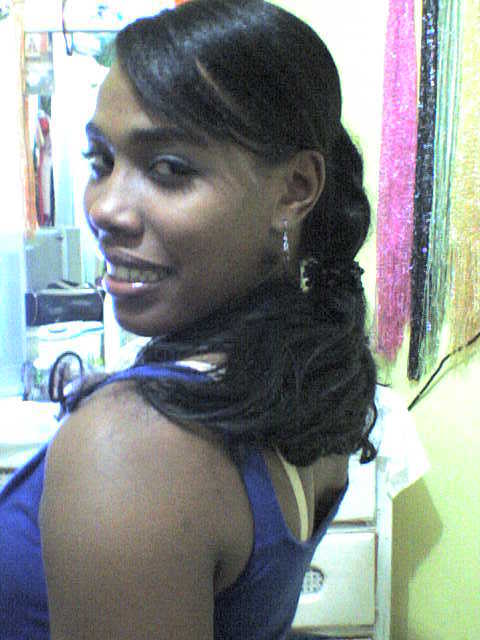 Date this young Dominican Republic girl Karen from Santo Domingo DO5077