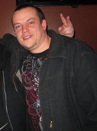 Date this lovely United States man Brian from Auburn US7408