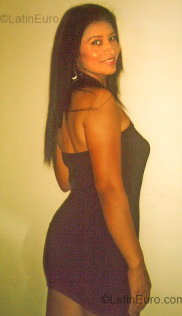 Date this sensual Colombia girl Marleny from Pereira CO6767