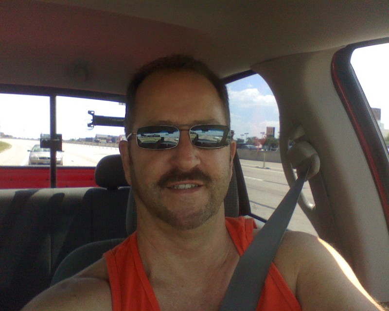 Date this attractive United States man BILL from Dallas US7432
