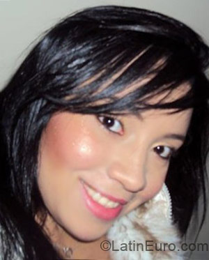 Date this gorgeous Colombia girl Julieth from Barranquilla CO5036