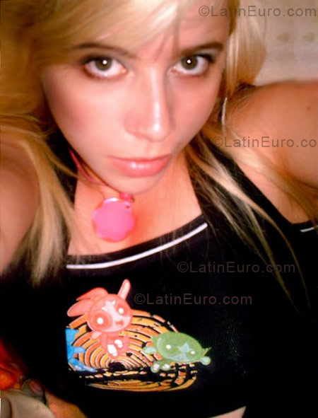 Date this exotic Brazil girl Emmanuelle from Juiz De Fora BR4476