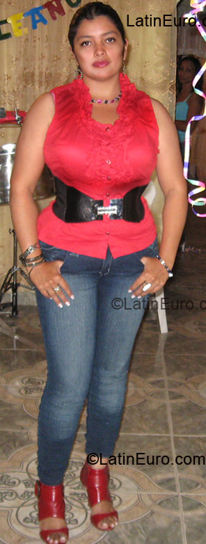 Date this charming Colombia girl Alejandra from Palmira CO6499