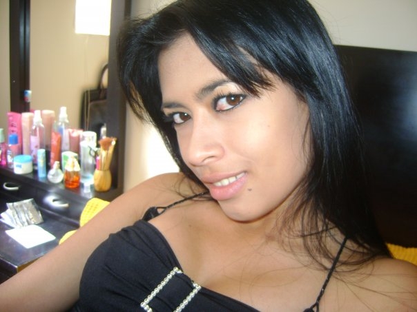 Date this hot Colombia girl Stephanie from Duitama CO5218