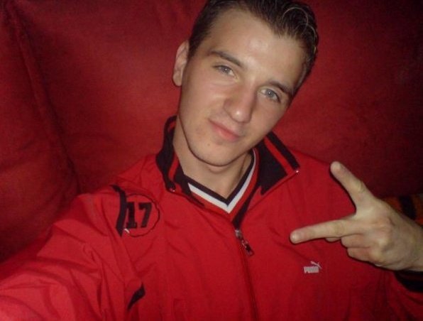 Date this foxy Bosnia and Herzegowina man Diabloo from Bjeline BA7