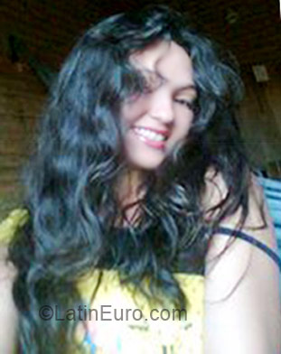 Date this pretty Brazil girl Antonia from Fortaleza BR6023