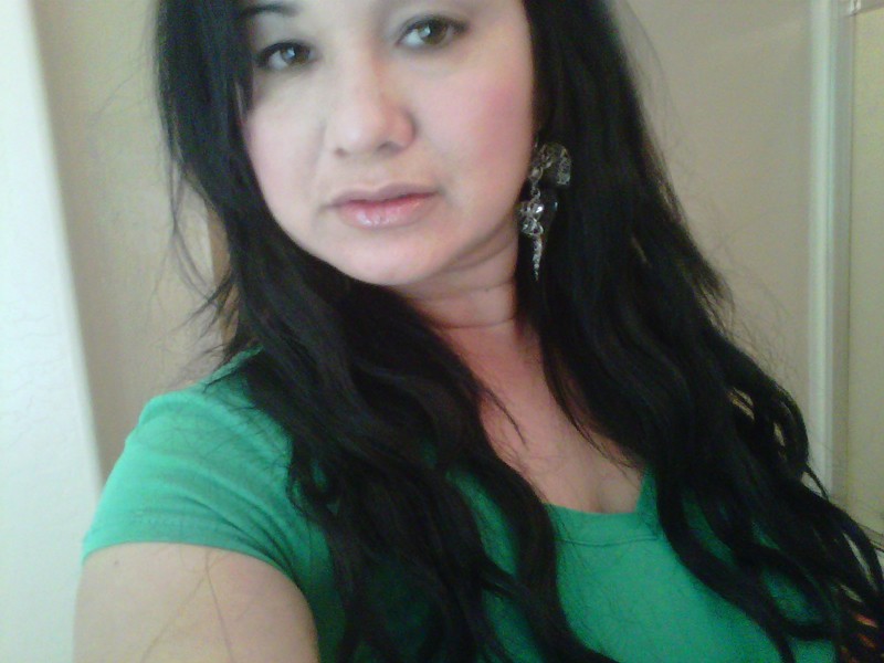 Date this fun United States girl Susana from Phoenix US7704