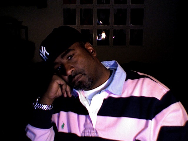 Date this attractive United States man HARLEMS from New York City US7717