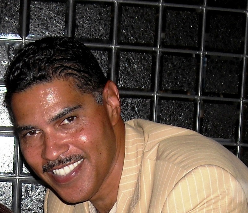 Date this tall United States man Gary from Woodstock US7725