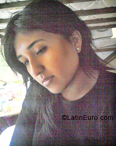 Date this funny Peru girl Melina Elizabeth from Lima PE356