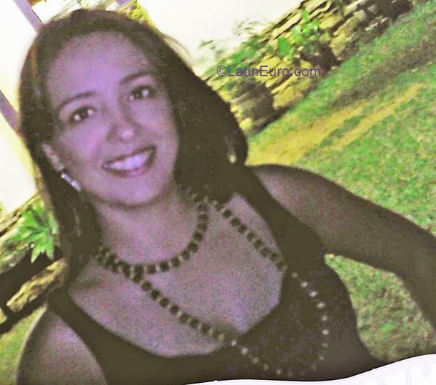 Date this tall Brazil girl Juliana from Anapolis BR3827