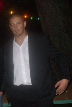 Date this tall United States man Nik from Toronto/ NewYork City CA314