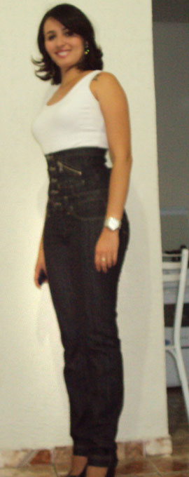 Date this happy Brazil girl Luciana from Goiania BR3854