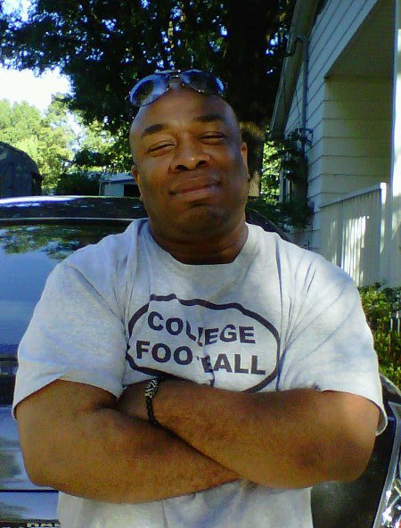 Date this exotic United States man JOFLO from Raleigh US7933