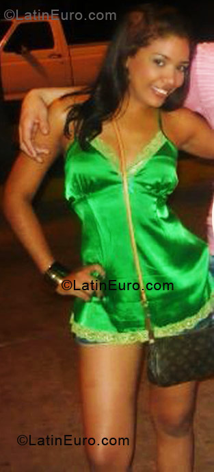 Date this lovely Colombia girl Margarita from Cartagena CO7543