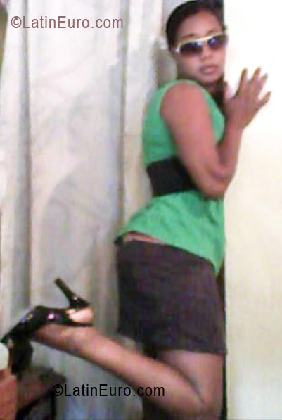 Date this gorgeous Dominican Republic girl Dargelis from La Romana DO5472