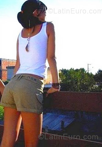 Date this attractive Brazil girl Rafaela from Rio De Janeiro BR3980
