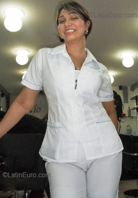 Date this young Colombia girl Heydi samper pa from Barranquilla CO5548