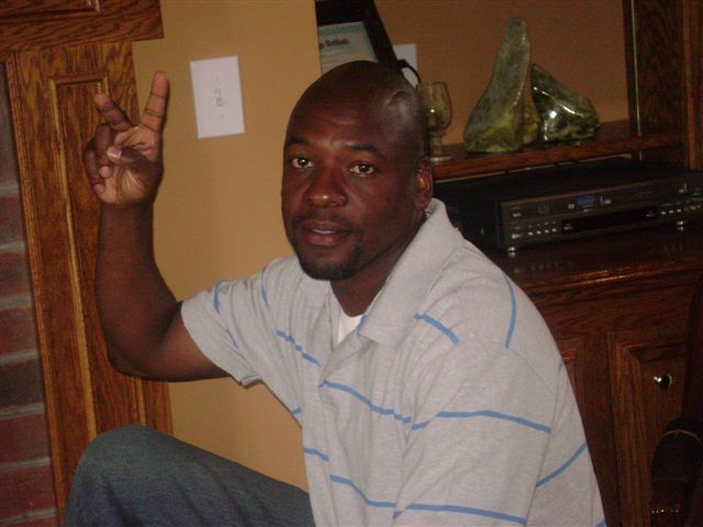 Date this attractive United States man Dec8017 from Charleston US8190