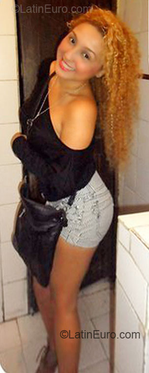 Date this georgeous Colombia girl Kathyuska milena from Barranquilla CO5592