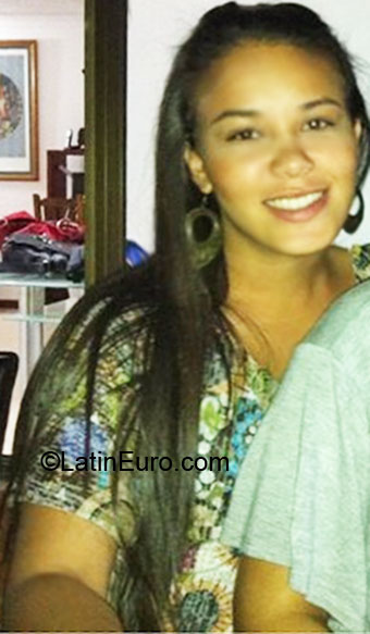 Date this passionate Colombia girl Greicy from Cali CO5601