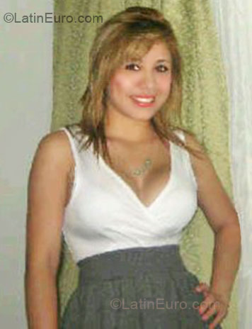 Date this tall Colombia girl Lina from Medellin CO5618