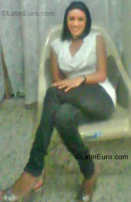 Date this lovely Dominican Republic girl Ysabel from Santiago DO5639