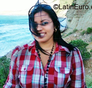 Date this sensual Dominican Republic girl Rosa ventura from Santiago DO5641