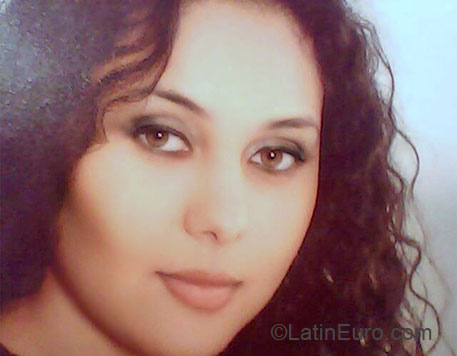 Date this sultry Brazil girl Leidy from Florianopolis BR4125