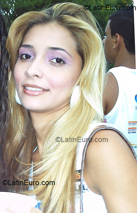 Date this georgeous Brazil girl Samara from Petrolina BR4156