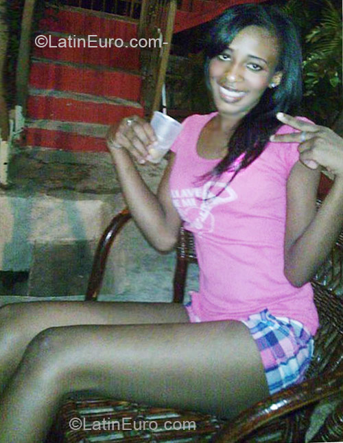 Date this passionate Dominican Republic girl Rosa elisa from Santiago DO5702