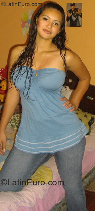 Date this funny Honduras girl Yessica from Tegucigalpa HN262