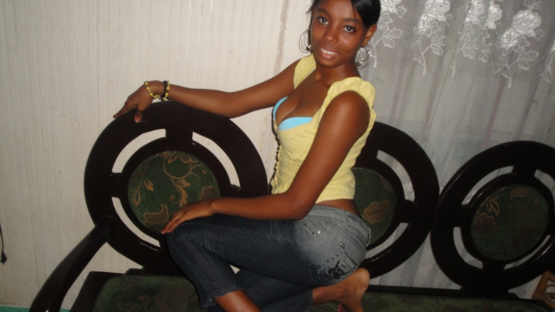 Date this foxy Dominican Republic girl Jenifer from Capital DO5731