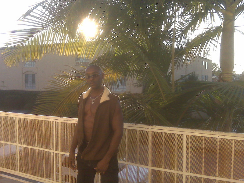 Date this hot United States man Jaime from Los Angeles US8412