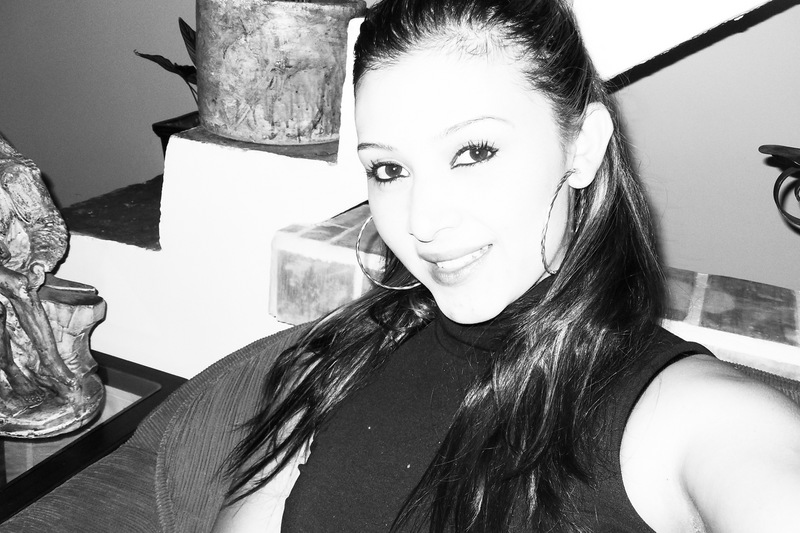 Date this lovely Colombia girl Yuliana from Medellin CO5732