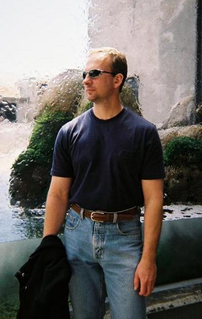 Date this athletic United States man NEIL from SAN FRANCISCO US8458