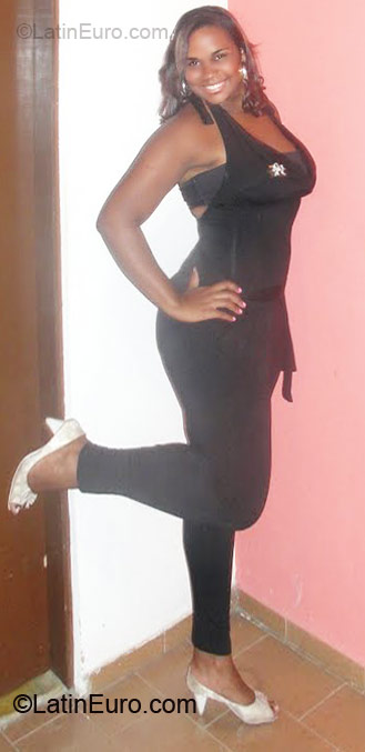 Date this sensual Brazil girl Adailma from Santo Antonio De Jesus BR5033