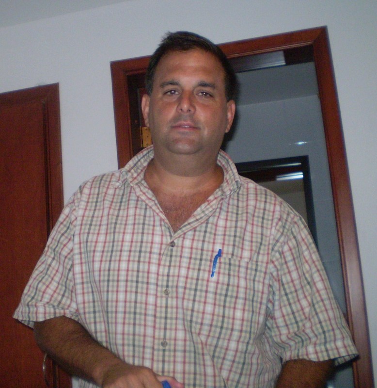 Date this tall United States man Paul from Pensacola US8496
